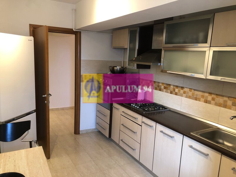 B-dul Unirii, apartament 3 camere lux, 99mp, loc parcare inclus